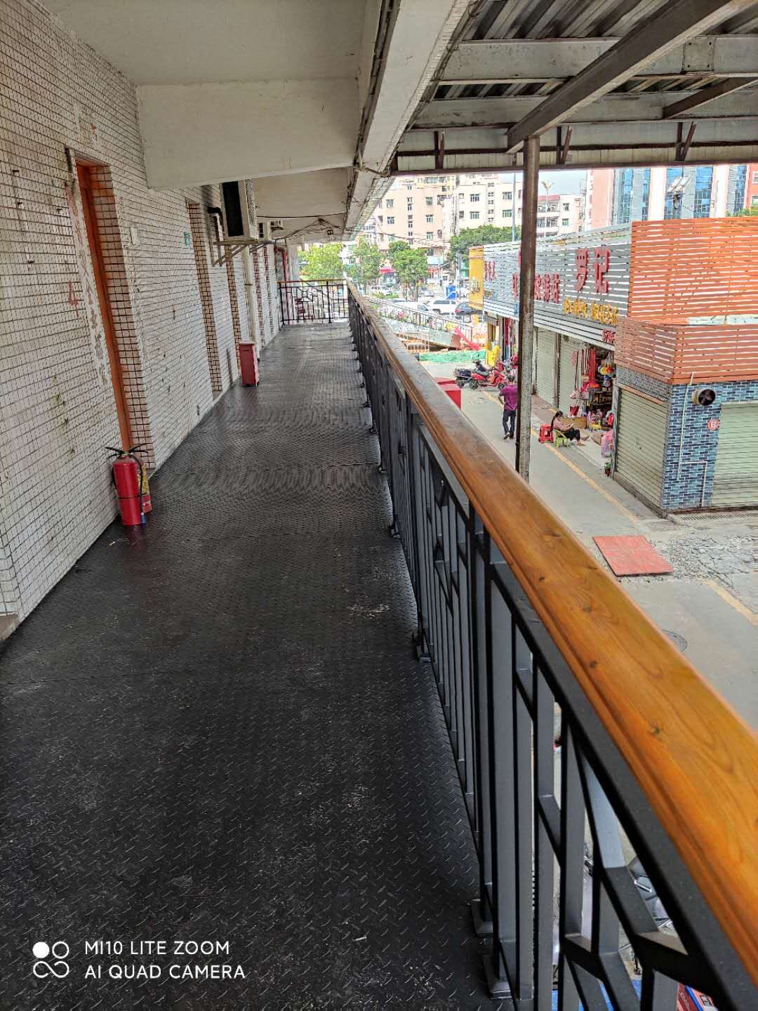 钢结构走廊过道